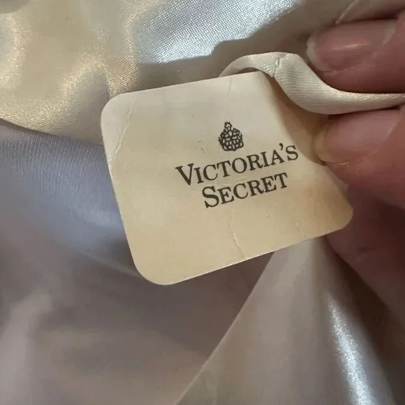 Victoria's Secret NOS floral kimono robe One Size 90's gold label